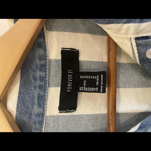 Forever 21 Stripped denim jacket - Picture 3 of 5